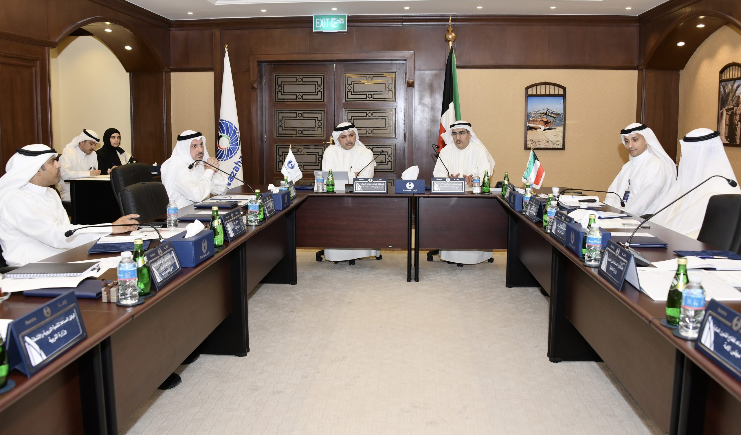 اللجنة العليا لقيادة وتنسيق استراتيجية الكويت لتعزيز النزاهة ومكافحة الفساد تؤكد على ضرورة مضاعفة الجهود لتحقيق التنفيذ الأمثل للاستراتيجية